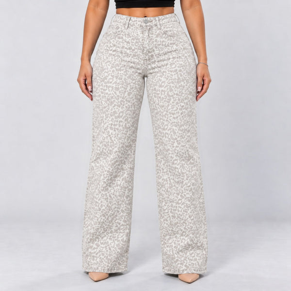 White Leopard jeans, Front view